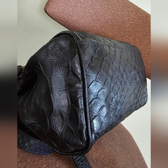 Mulberry Silky Snake Alexa Medium Size - Picture 4 of 13